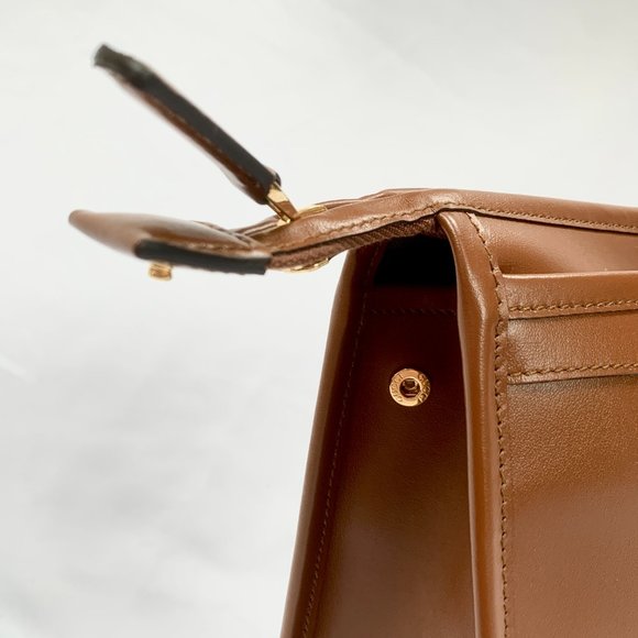 Gucci Metallic Print Logo Smooth Leather Clutch in Brown NEW IN BOX WITH DUSTBAG - Picture 11 of 11